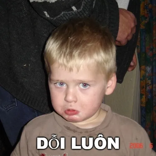 Hình troll dỗi ngược đời, giận mà vẫn đòi ôm