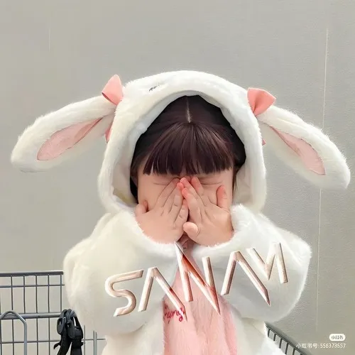 Meme bé vui buồn chuẩn trend mạng Hàn