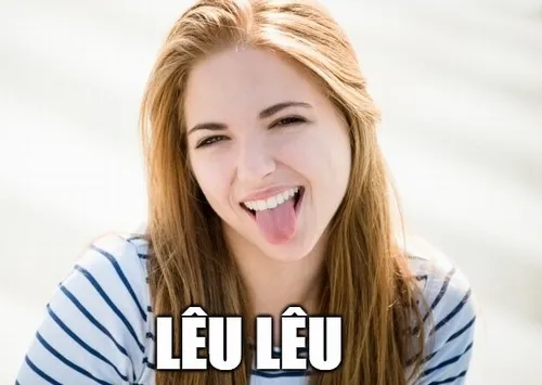 Meme lêu lêu gắn caption lầy khiến cmt rộn ràng.