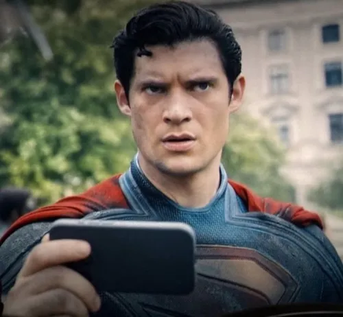 Tổng hợp meme Superman đa phong cách: Từ cool ngầu đến “lầy lội” khó tin