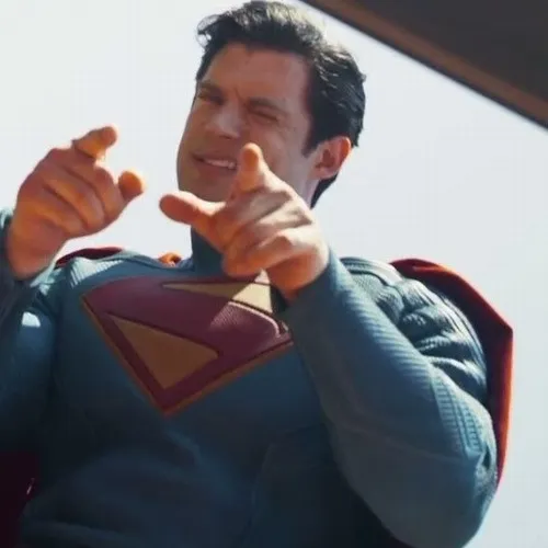 Bộ ảnh meme Superman đối lập: Từ siêu anh hùng hoàn hảo đến những pha “fail” khó đỡ