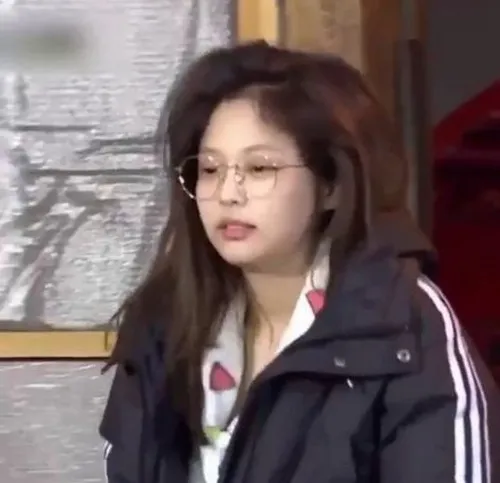 Meme thiểu năng dùng để đáp lời ngớ ngẩn cực chuẩn