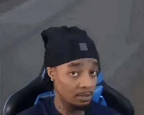 Meme hài anh da đen với nụ cười ánh mắt ẩn ý cực bén