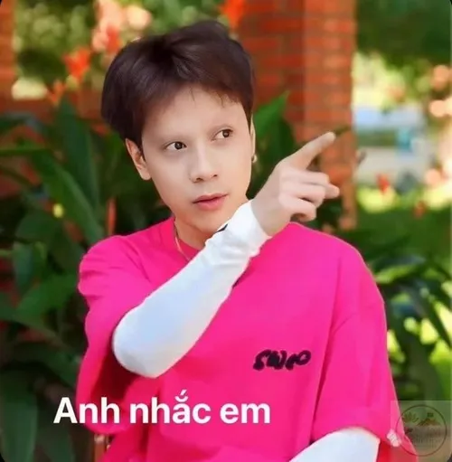 30 Trend “anh nhắc em” đổ bộ khắp Facebook và TikTok