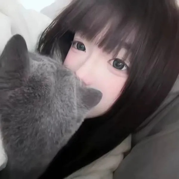 Ảnh Avatar gái xinh che mặt cute nhẹ nhàng