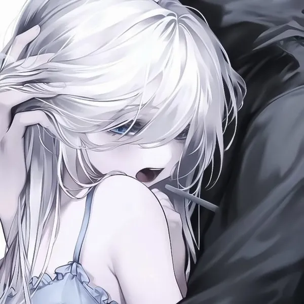 Ảnh profile cô nàng buồn, tone lạnh tro