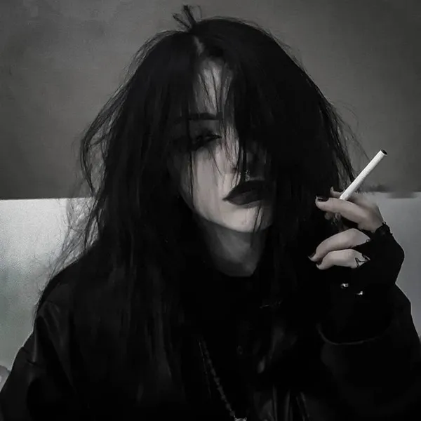 Ảnh profile buồn nhẹ, vibe mong manh