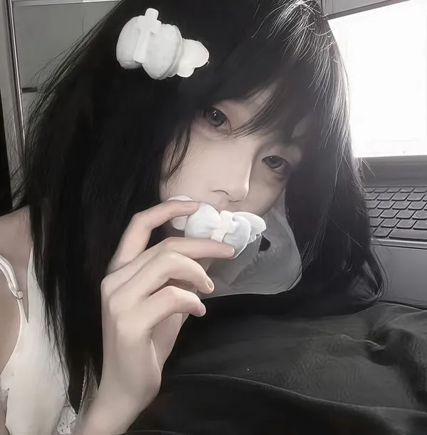 Ảnh Avatar thiếu nữ ngầu, tông vintage trầm