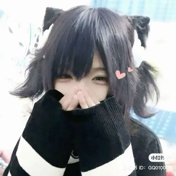 Ảnh profile gái xinh đáng yêu, tóc che nửa mặt