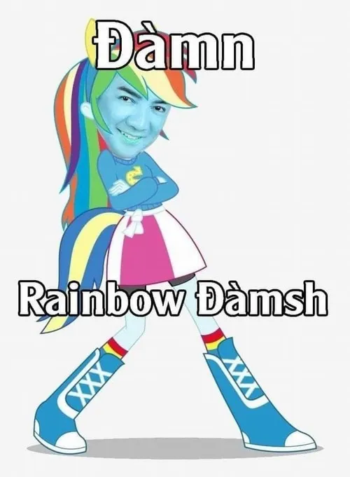 Ảnh troll anh Hưng quyền năng giơ tay như phản ứng gắt.