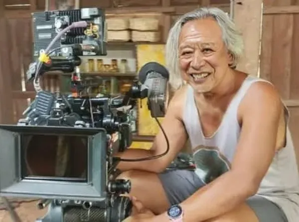 Ảnh chế Tokuda lầy từ ánh mắt