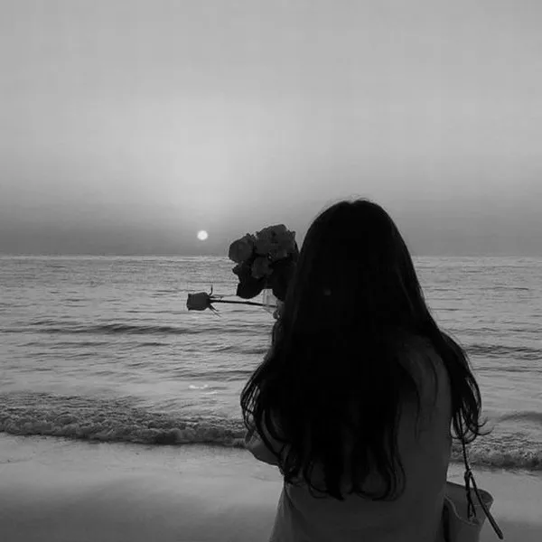 Ảnh trang cá nhân thất tình, u buồn