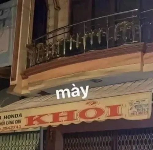 Tình huống oái oăm nhìn phát biết drama tới nơi.