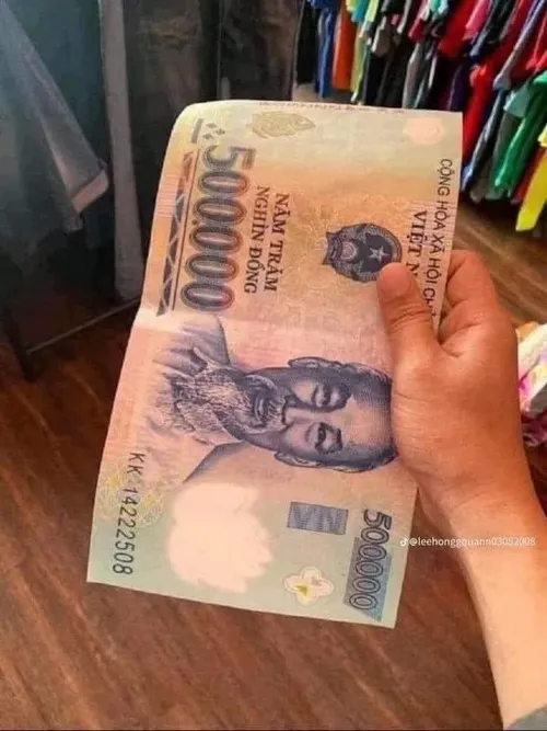 Tờ tiền 500 nghìn khổng lồ