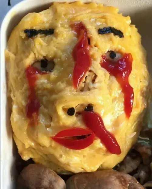 Meme hài xơi đồ ngon mà thái độ như boss