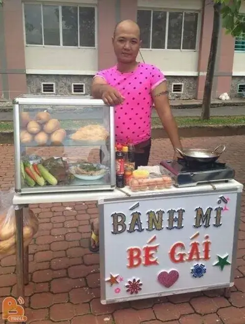 Bánh mì bé gái