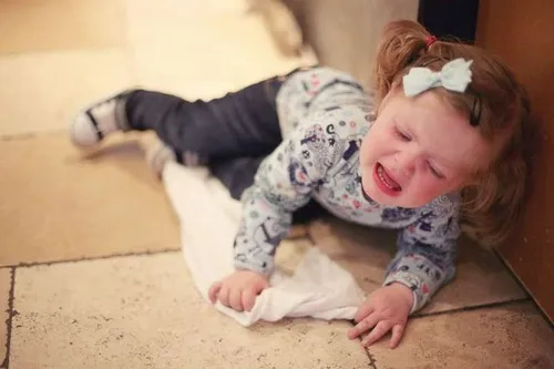 14 Hình chế giả vờ buồn nhìn “giả trân” mà vẫn cute