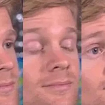 Khi câu chuyện quá phi lý, meme Blinking Guy là phản ứng tuyệt vời nhất Khi câu chuyện quá phi lý, meme Blinking Guy là phản ứng tuyệt vời nhất