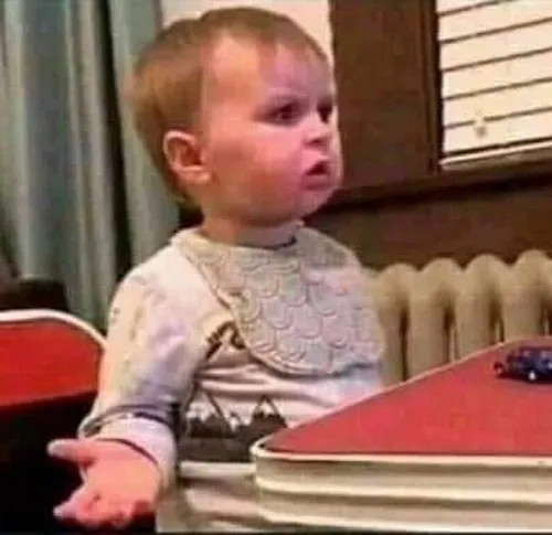 Ảnh chế phản ứng “ơ kìa” được chia sẻ cực mạnh