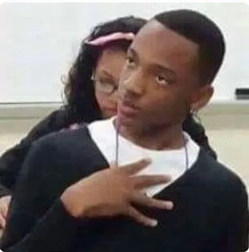 Ai đó làm ơn đưa meme này vào sách giáo khoa hài hước.