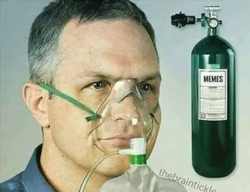 Hình troll thở oxy căng như drama