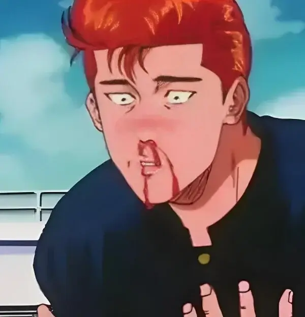 Meme chảy máu mũi vì đường cong cơ thể mê hoặc