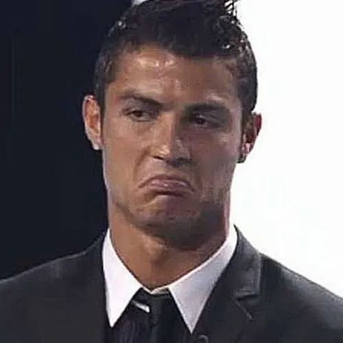 Ảnh vui bĩu môi phản đối nhìn cực ngầu