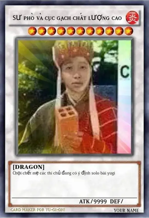 Hình troll lá bài Đường Tăng cầm gạch