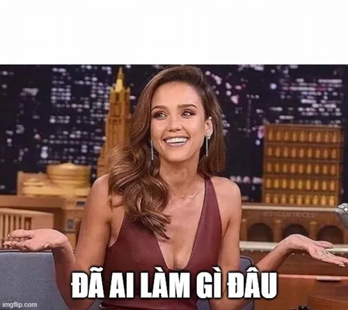 Meme đã làm gì đâu: Khi ngây thơ trở thành tuyệt chiêu tránh né Meme đã làm gì đâu: Khi ngây thơ trở thành tuyệt chiêu tránh né