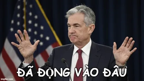 14 Ảnh chế mặt tỉnh đã động vào đâu khi bị bắt lỗi.