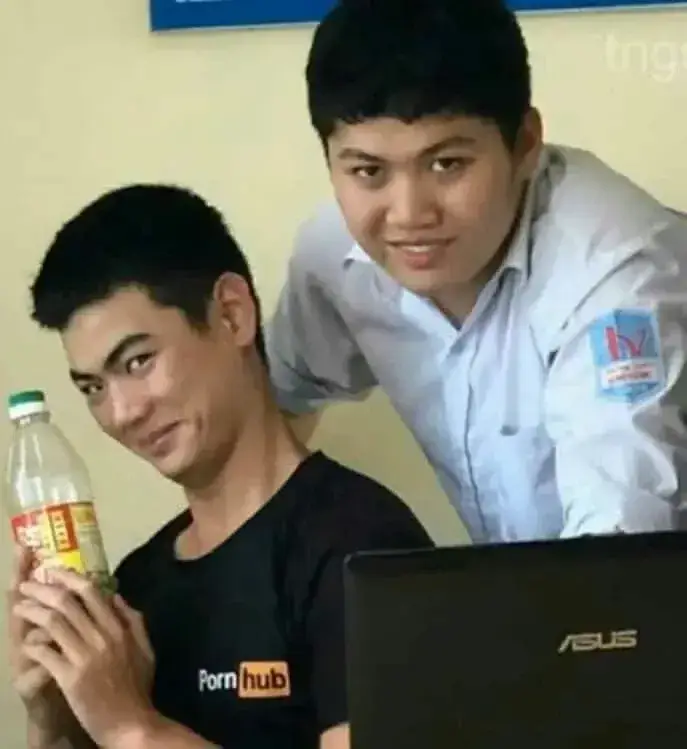 Meme chế dầu ăn ngầm troll không nói