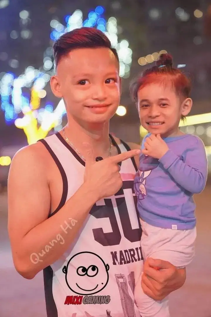 Meme hài Độ Mixi mặt ngơ siêu buồn cười