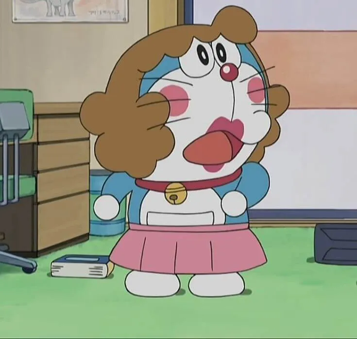 Meme Doraemon thần thái chán chường ghê