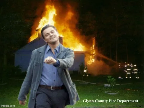 Meme đốt nhà với ánh nhìn cực cháy 🔥