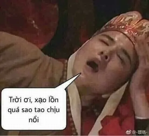 Hình chế Đường Tăng mắt ngân ngấn lệ