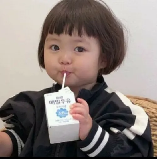 Meme tình yêu có chữ khiến ai cũng mỉm cười.