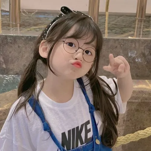 Meme vui bé troll kiểu Hàn khiến dân mạng mê