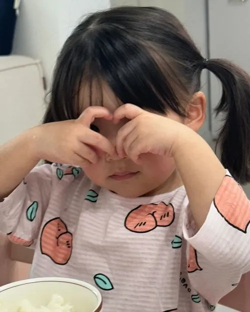 Hình chế bé ngơ troll cực Hàn và vui