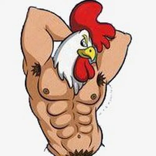 Hình troll gà hoảng loạn khi nghe tiếng chảo