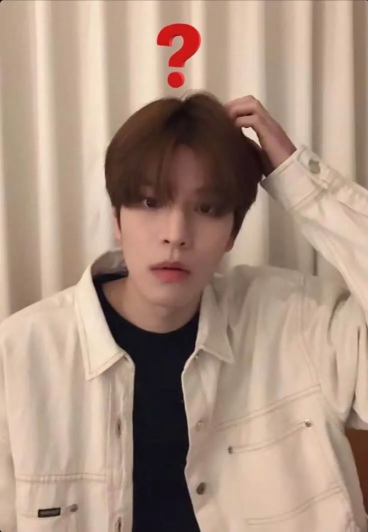 Meme chế gãi đầu không phản ứng