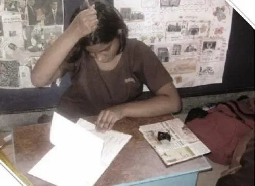 Meme gãi đầu mặt ngơ ngác