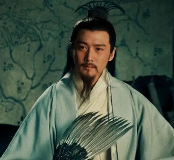 Ảnh chế Gia Cát Lượng nhìn Triệu Vân kiểu “làm tốt lắm con trai”