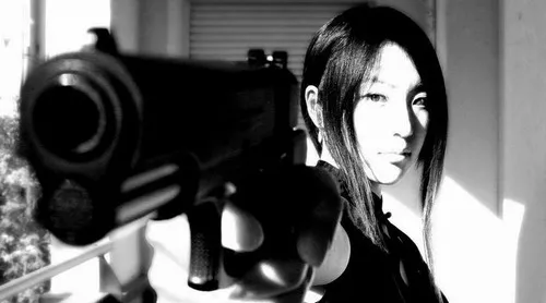 Ảnh chế hành động súng M16 khiến dân mạng đứng hình