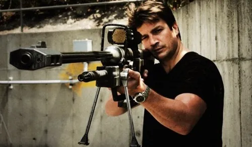 Ảnh hài meme bắn súng lan TikTok