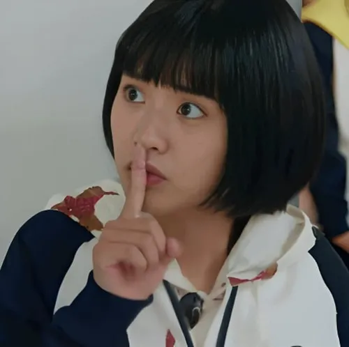 Meme nhẹ nhàng nhắc nhở người đối diện nên dừng nói lại thôi đi