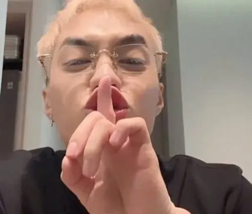 Meme dành riêng cho lúc bạn muốn bảo ai đó câm lại ngay