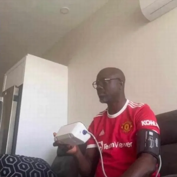 Ảnh chế MU thua mà vẫn cố cười