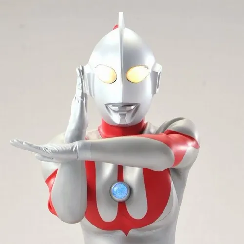 Hình siêu nhân đang cầu trời vì quên nộp bài