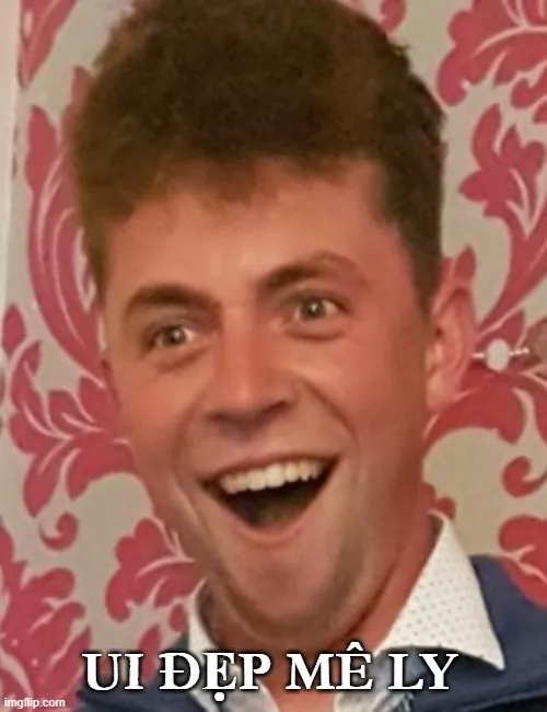 Ảnh hài khen người yêu đáng yêu tự nhiên