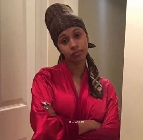 Ảnh vui khuôn mặt bất mãn khiến ai cũng cười khẩy